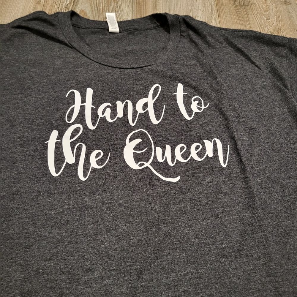 Canvas Heathered Charcoal Grey Hand to the Queen Graphic Print T-Shirt Womens XL - Picture 2 of 6